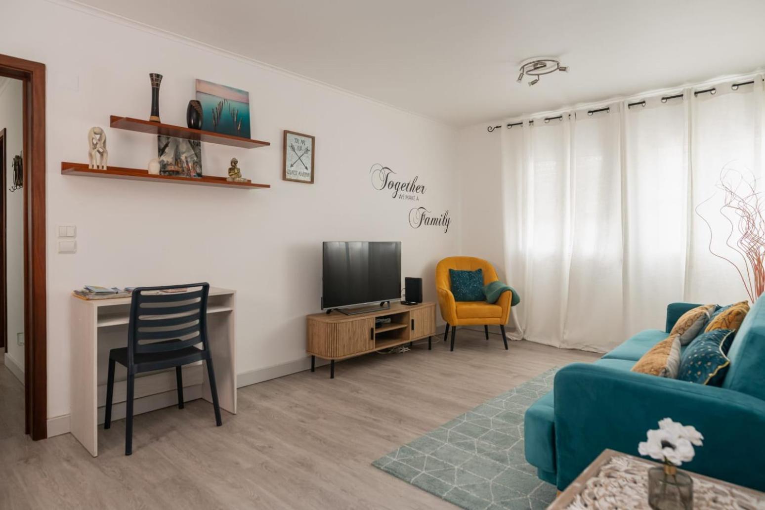 Family Friendly Azorean Apartment Ponta Delgada  Ngoại thất bức ảnh