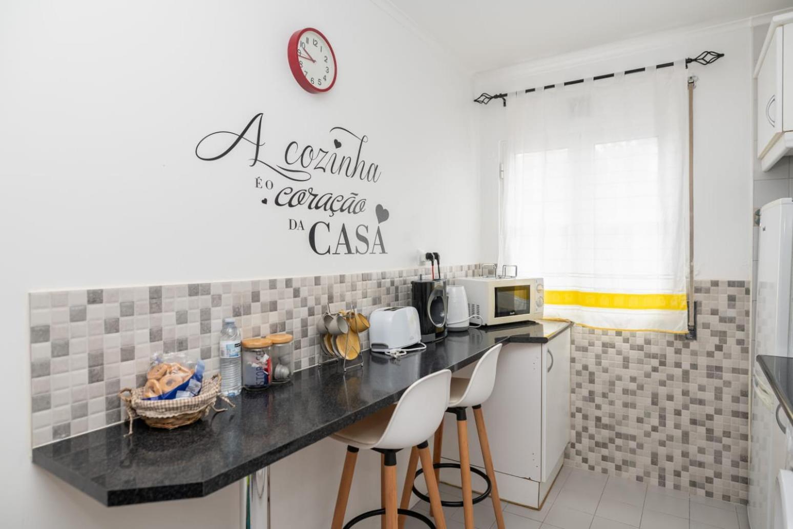 Family Friendly Azorean Apartment Ponta Delgada  Ngoại thất bức ảnh
